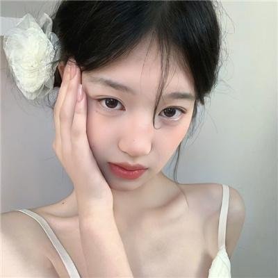 双面千金洛莞莞 在线观看